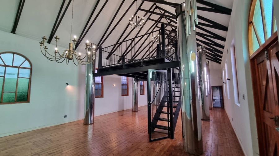 To Let commercial Property for Rent in Woodstock Western Cape
